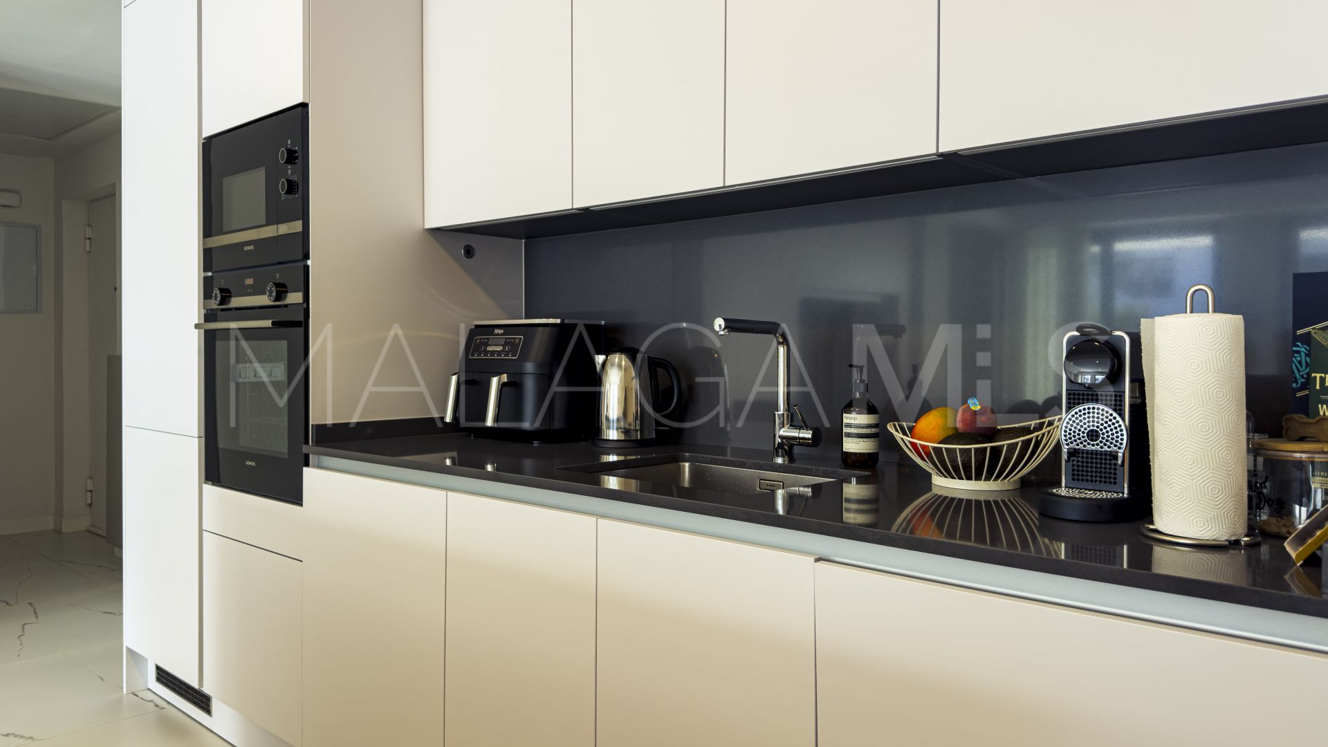 Camarate Golf, apartamento planta baja for sale