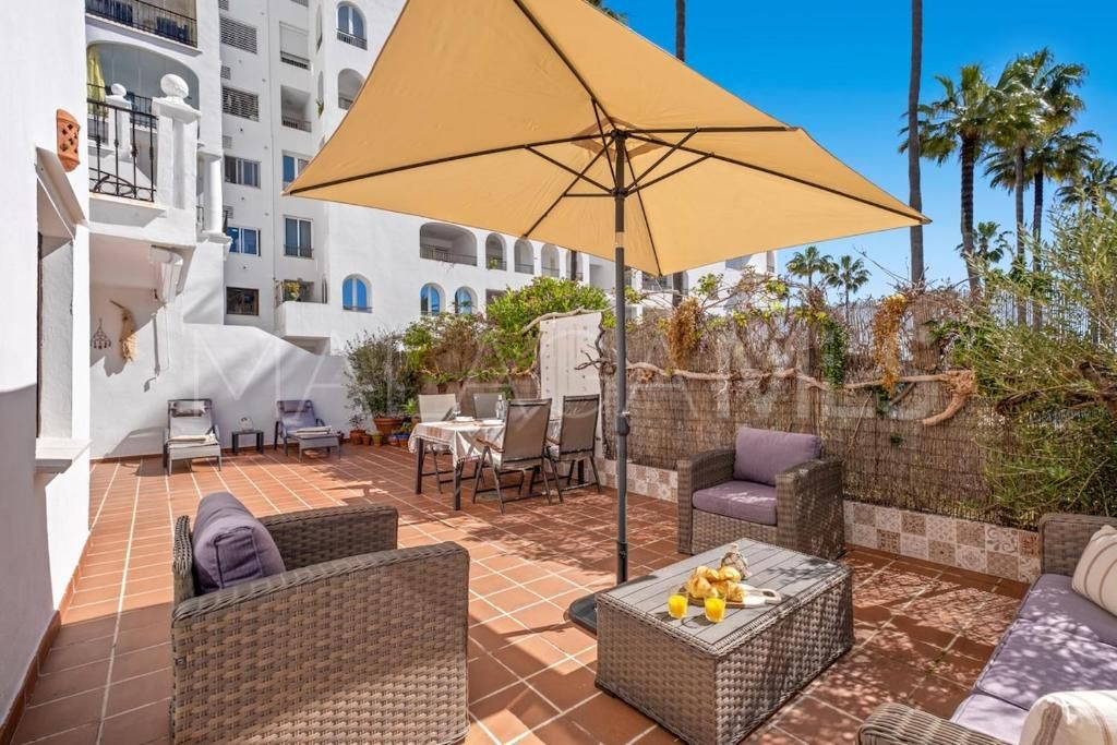 Appartement rez de chaussée for sale in Marina Real