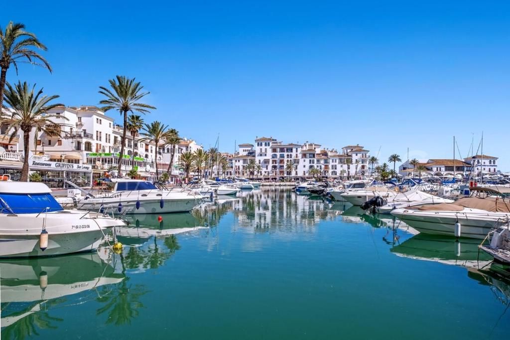 Ground floor apartment in Marina Real for sale