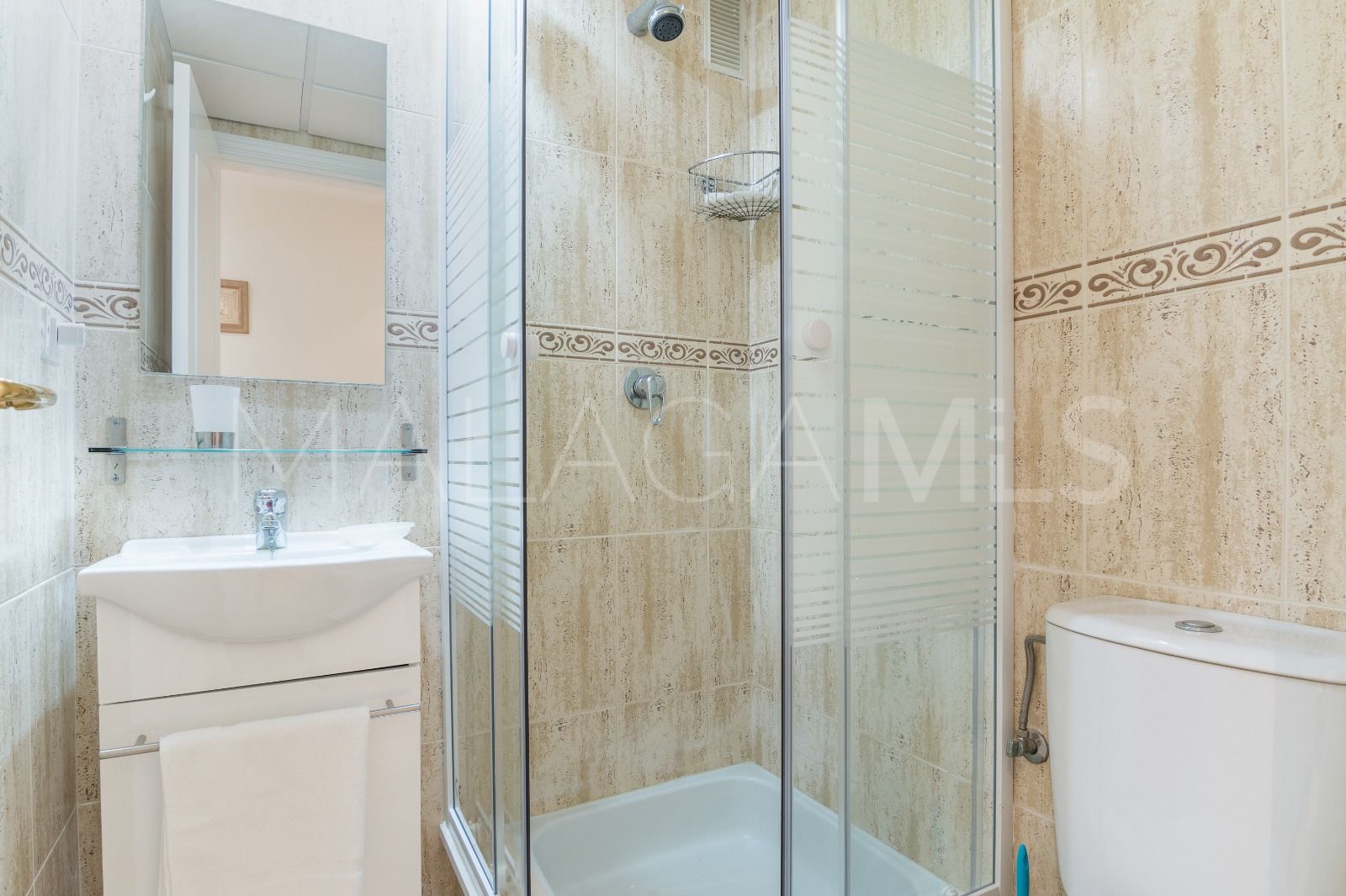 2 bedrooms Puerto La Duquesa apartment for sale