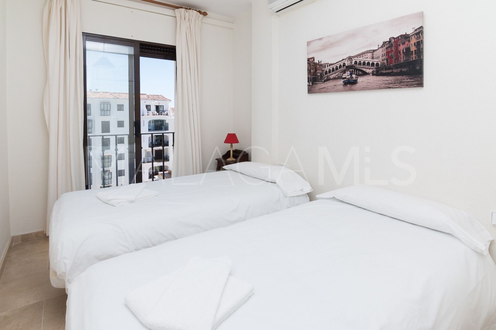 2 bedrooms Puerto La Duquesa apartment for sale