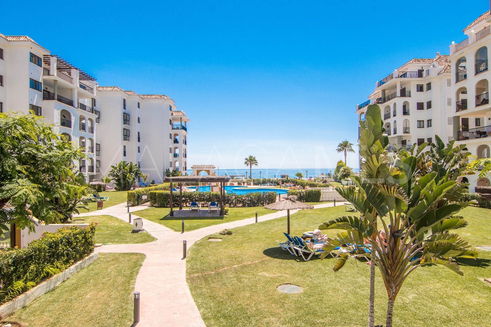 2 bedrooms Puerto La Duquesa apartment for sale