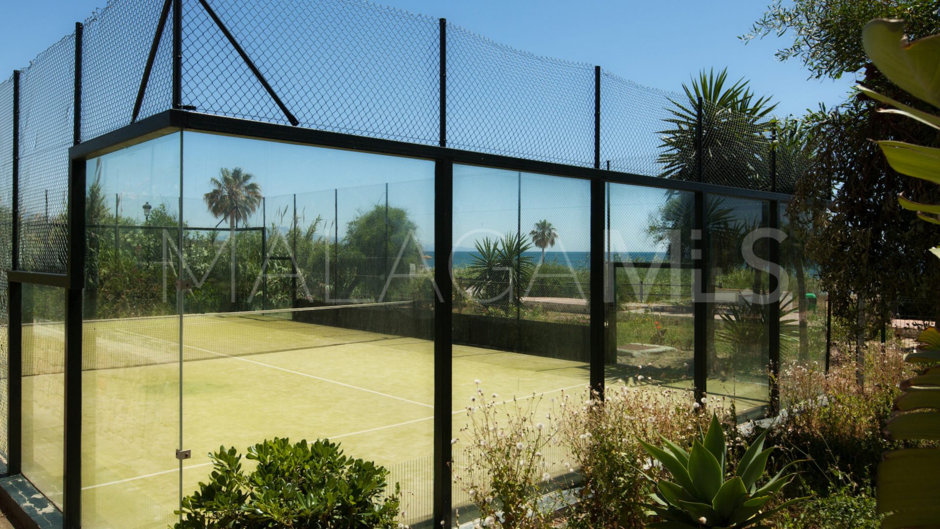2 bedrooms Puerto La Duquesa apartment for sale