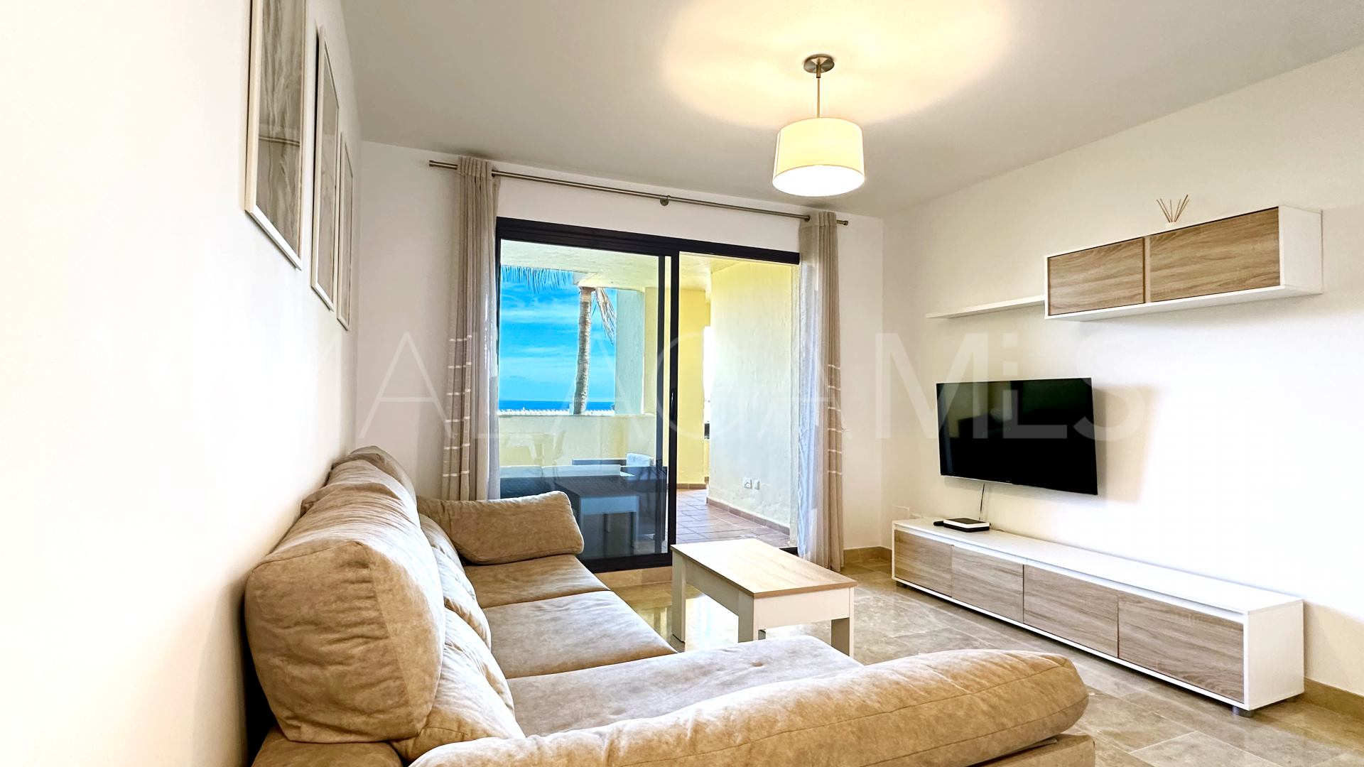For sale apartment with 2 bedrooms in Duquesa Village
