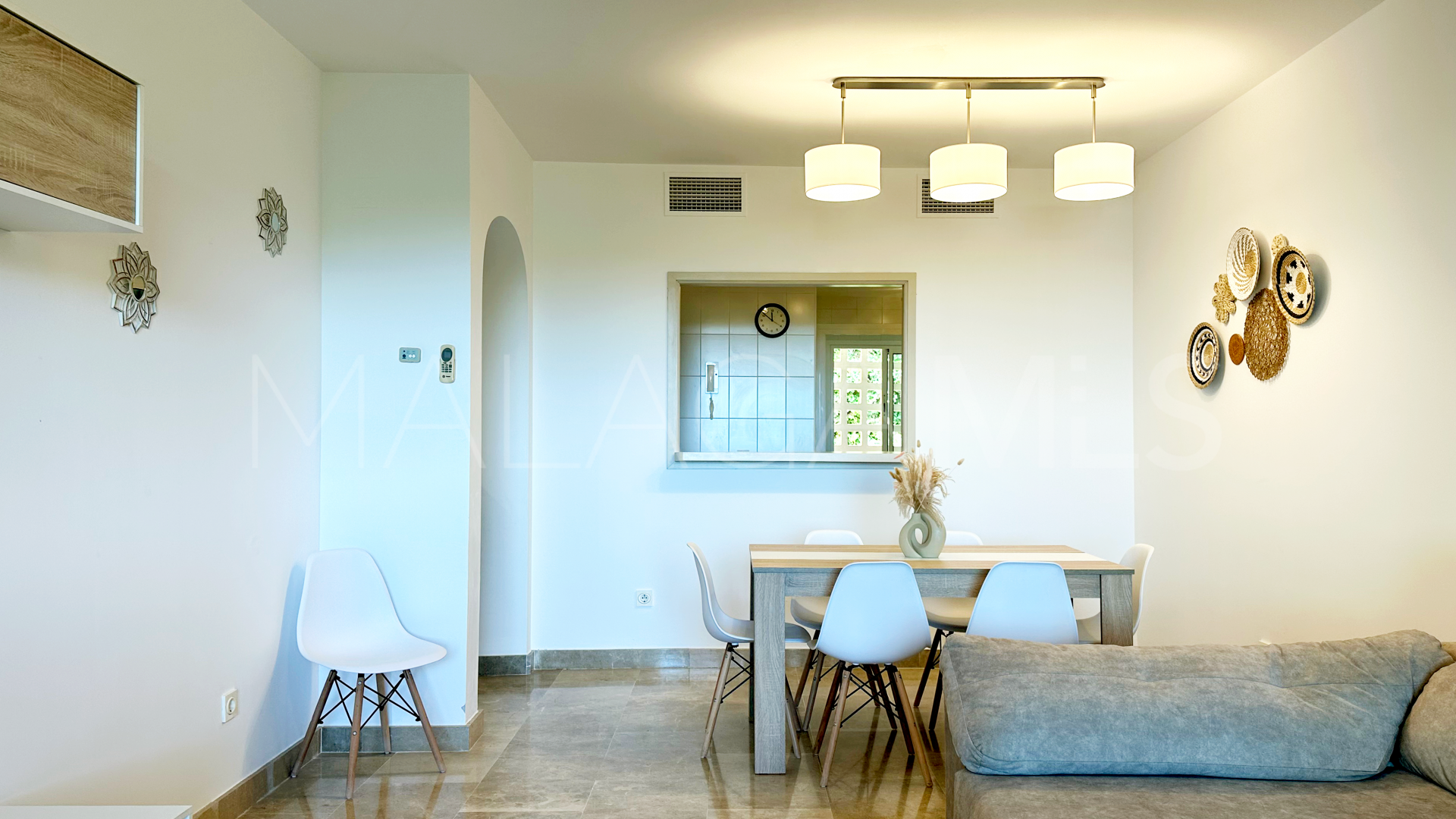 For sale apartment with 2 bedrooms in Duquesa Village