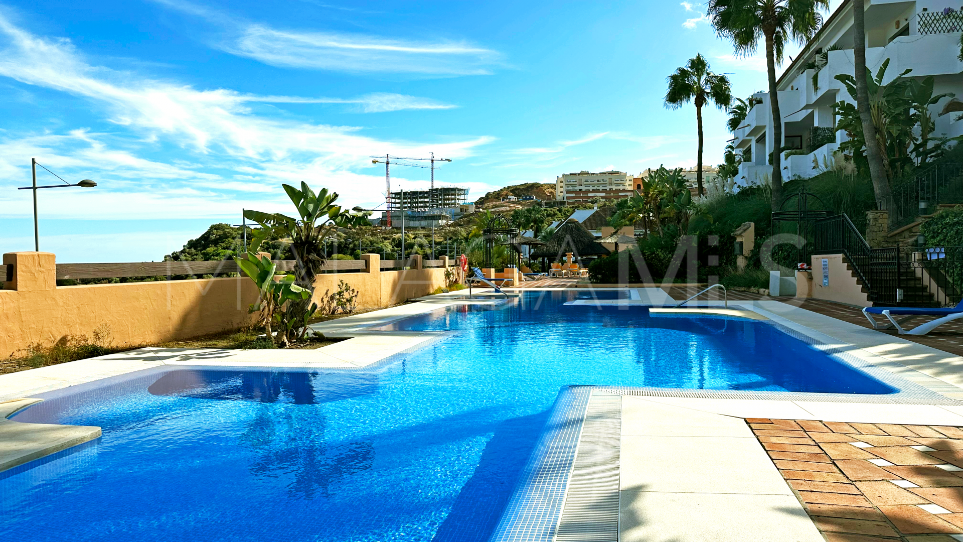 For sale apartment with 2 bedrooms in Duquesa Village
