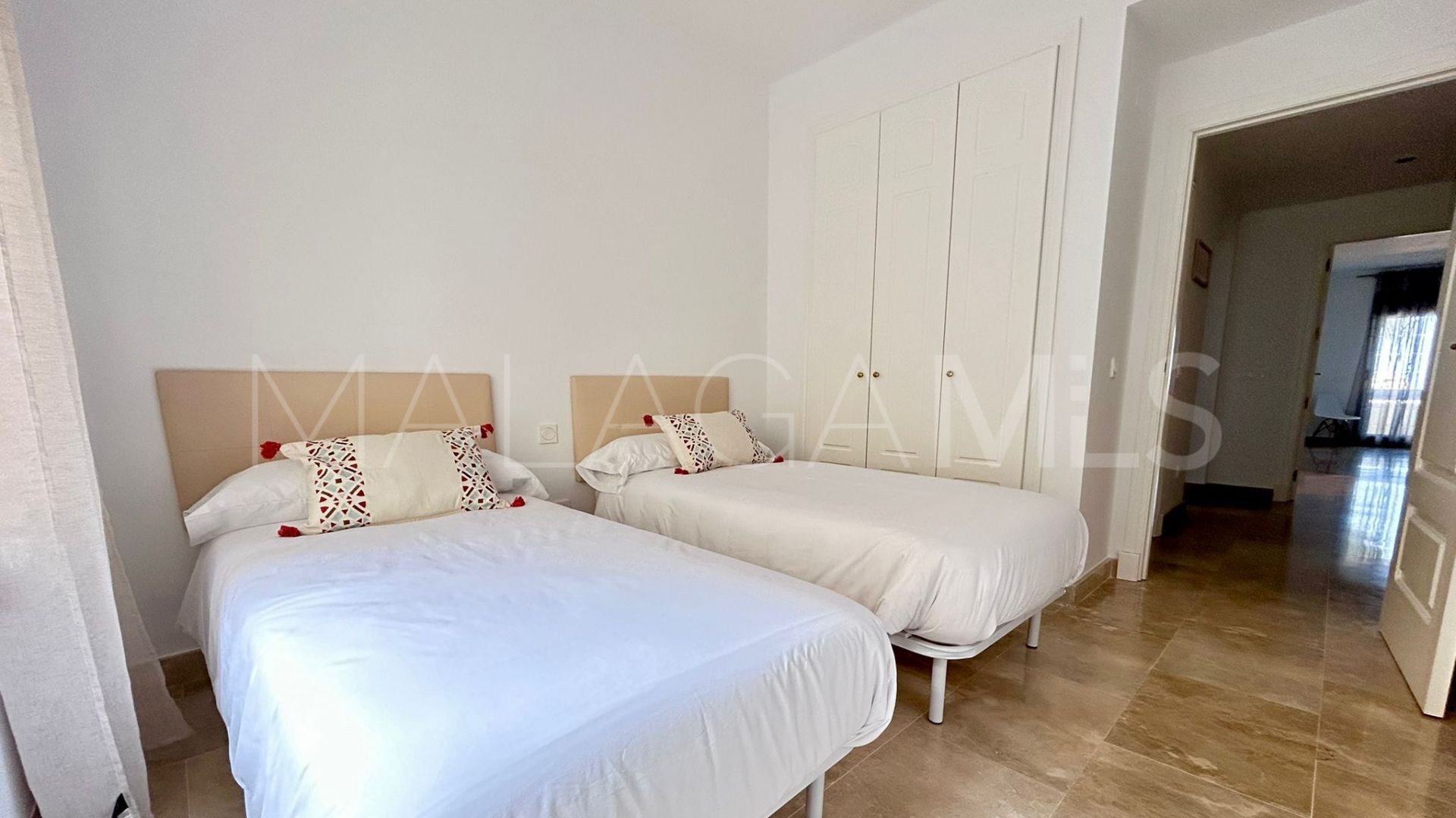 Appartement for sale in Duquesa Village