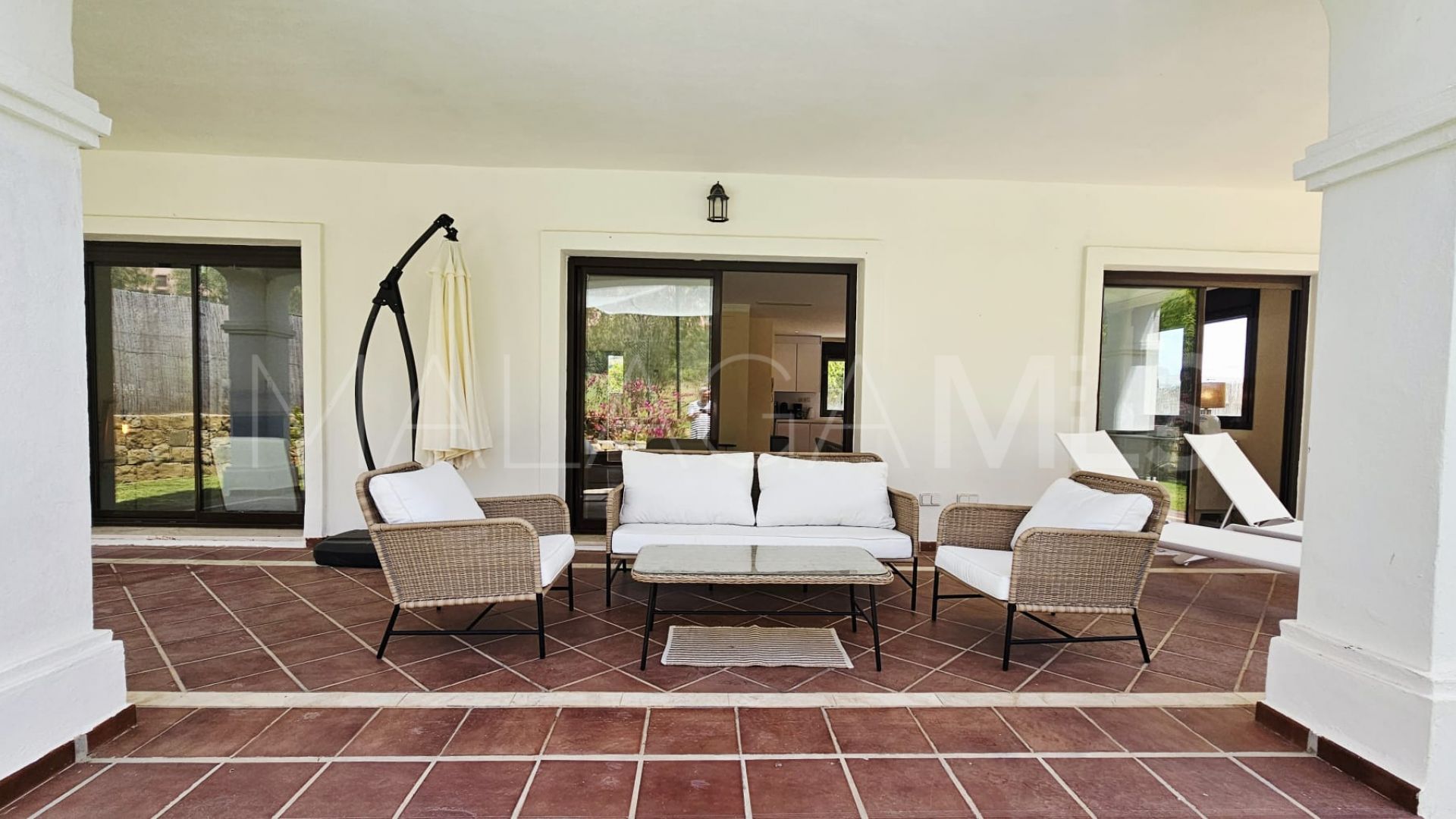 Villa for sale in Estepona Este