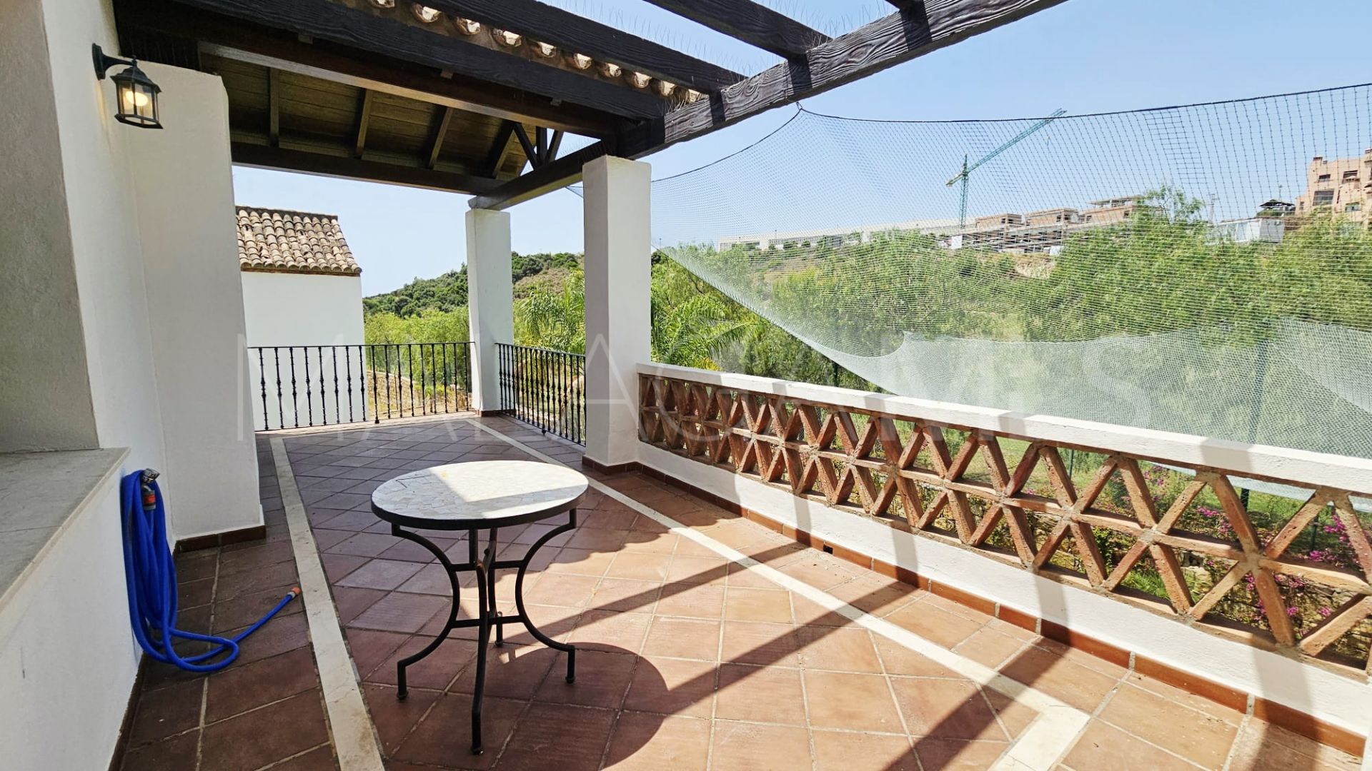 Villa for sale in Estepona Este