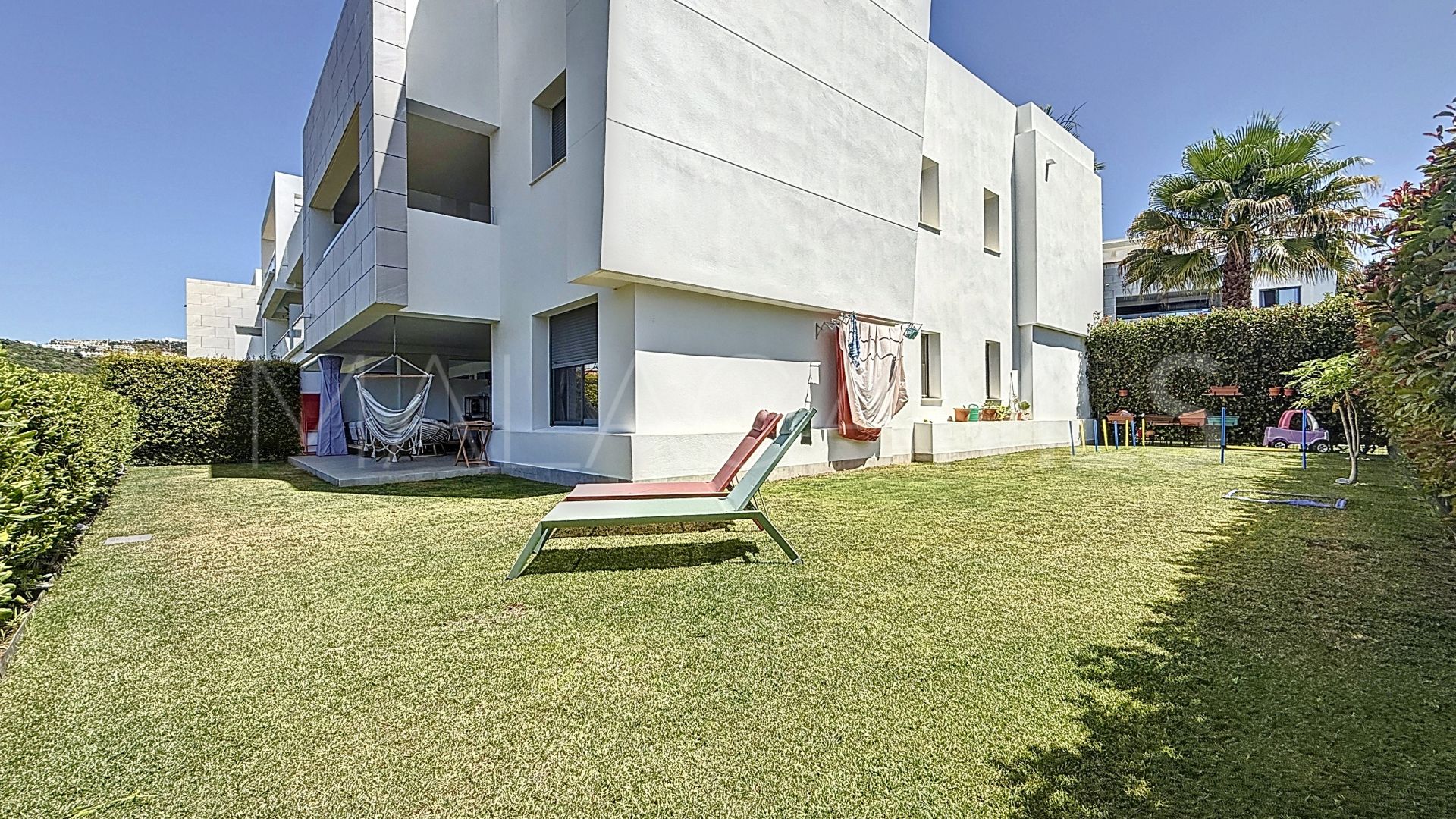 Markplanslägenhet for sale in Casares Playa
