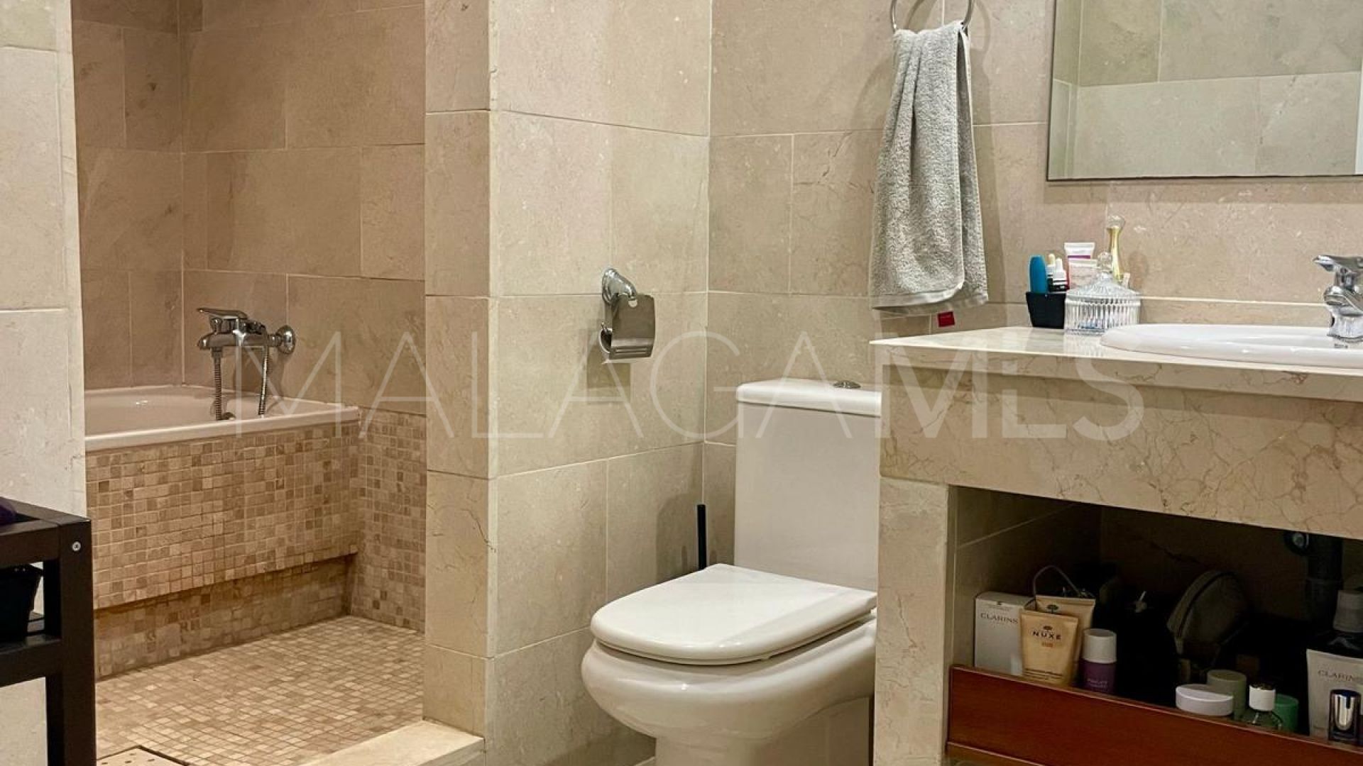 Bahia de las Rocas, apartamento planta baja for sale