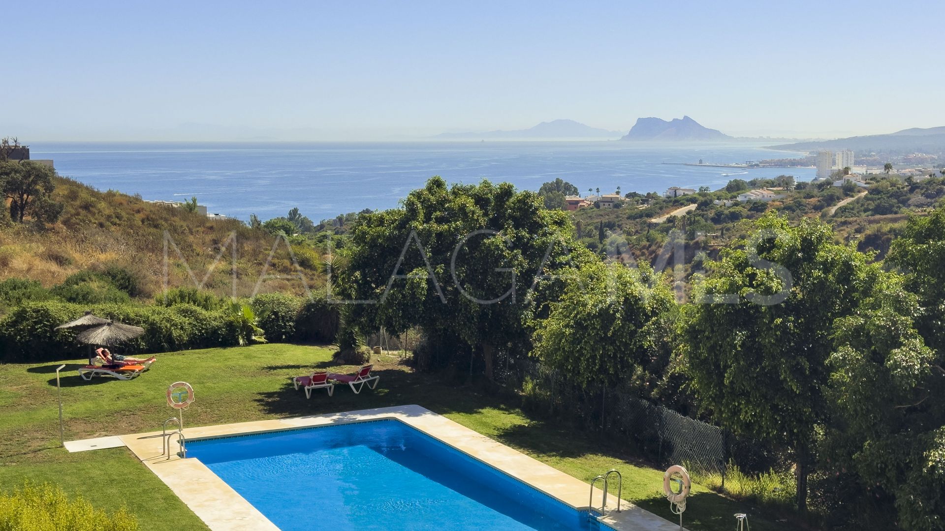 Markplanslägenhet for sale in Bahia de las Rocas