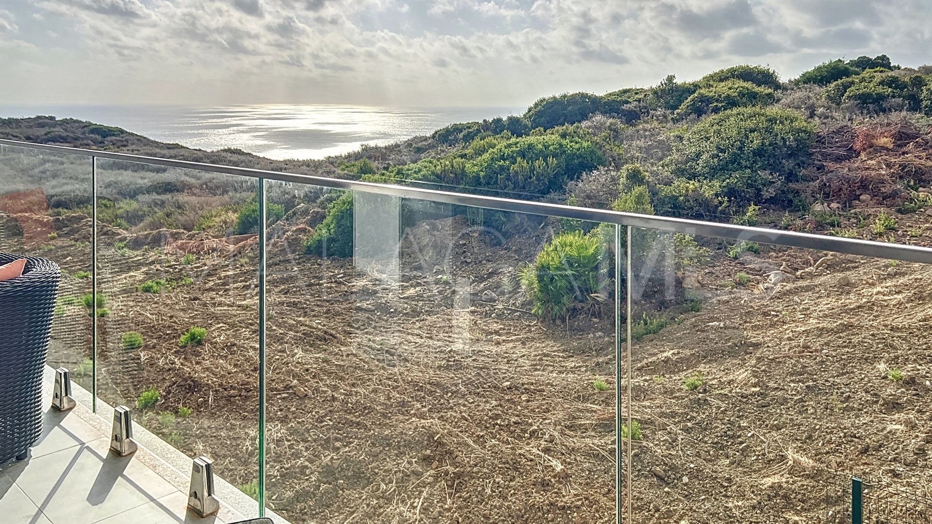 Buy apartment with 2 bedrooms in Manilva
