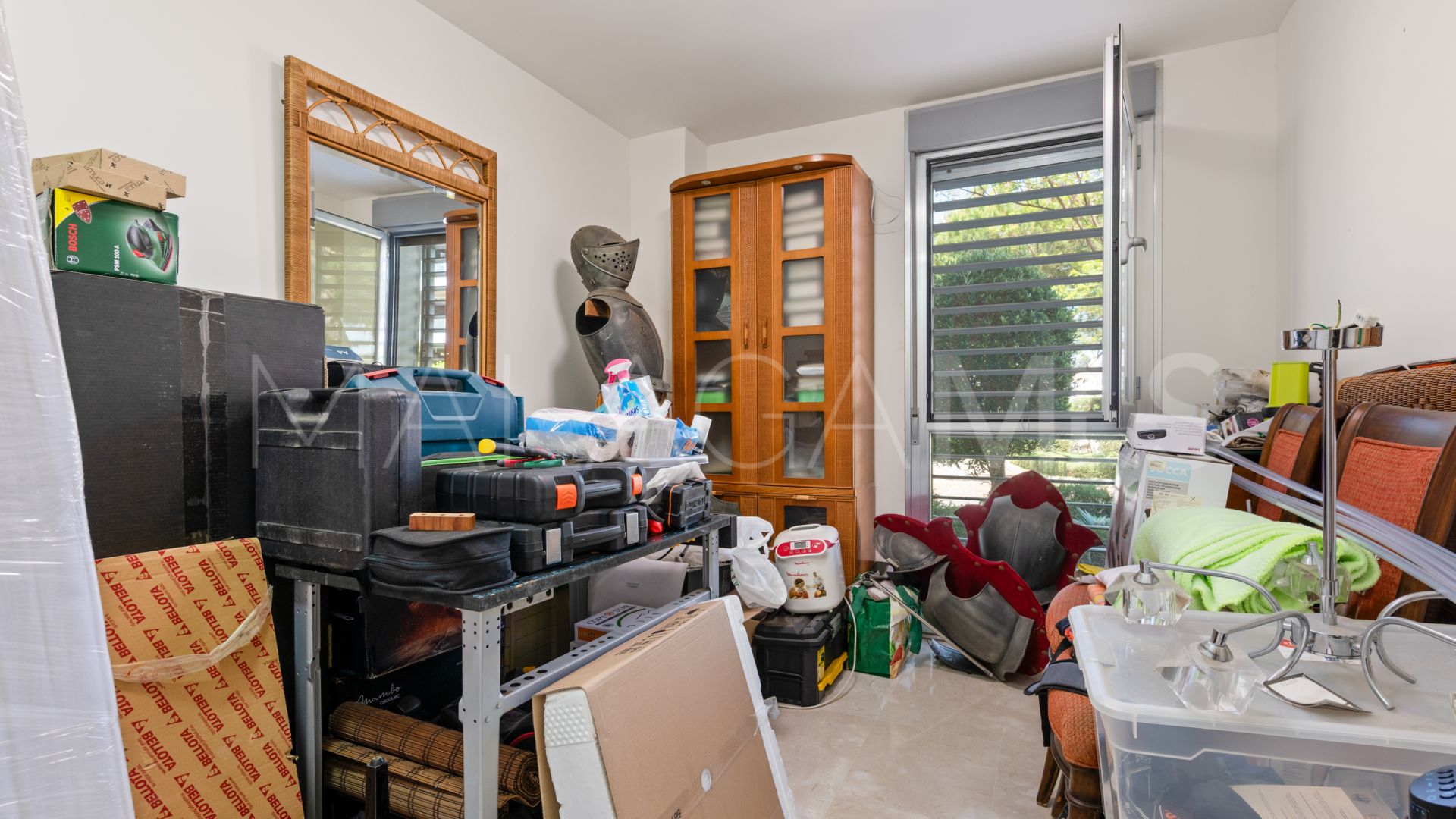 Buy ground floor apartment in La Paloma with 4 bedrooms