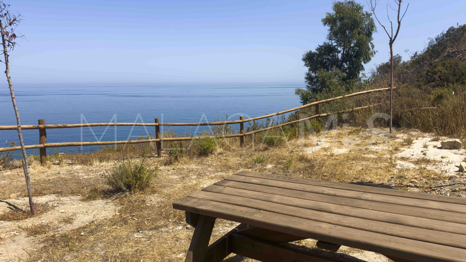 Buy ground floor apartment in La Paloma with 4 bedrooms