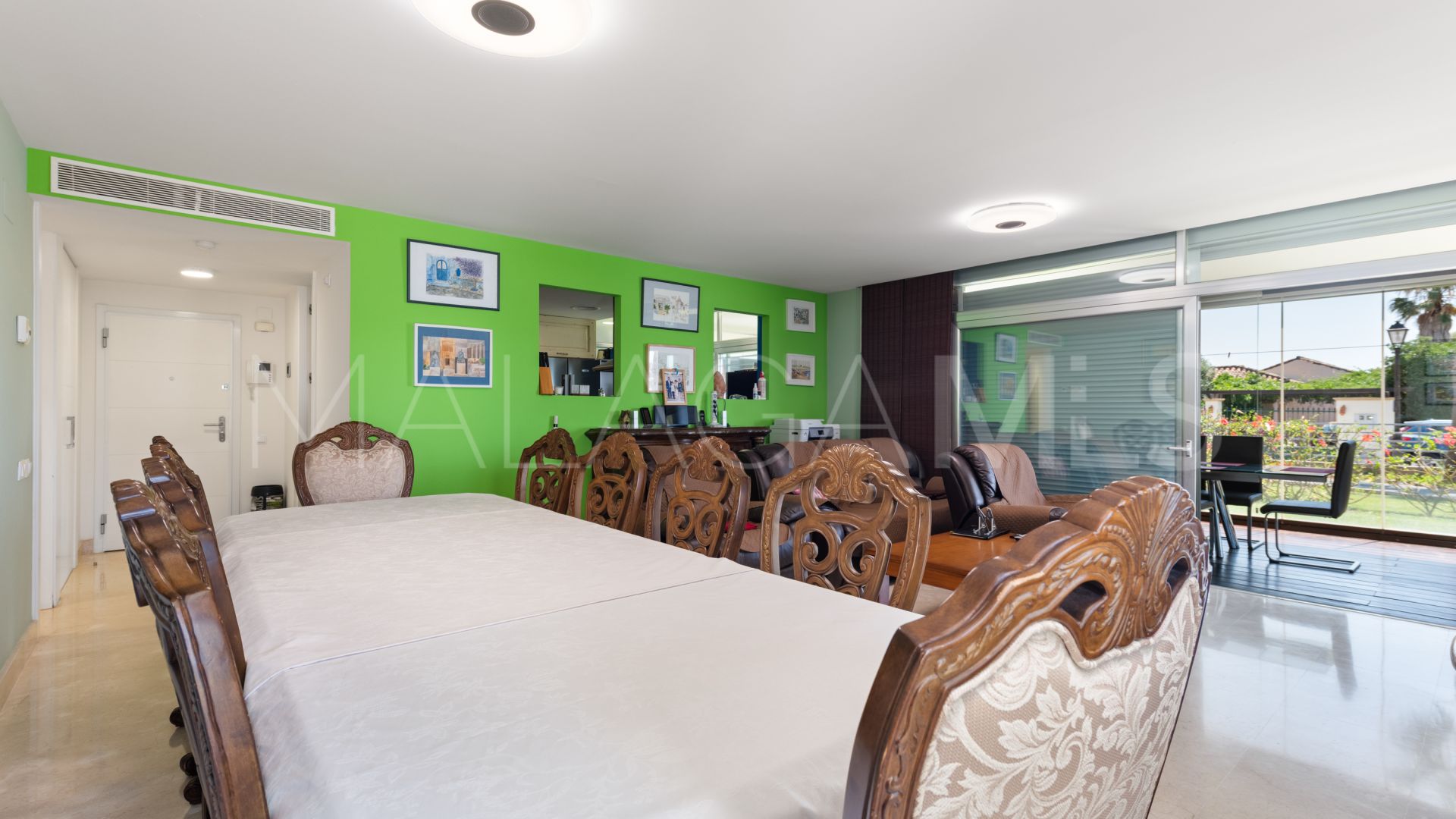 Buy ground floor apartment in La Paloma with 4 bedrooms