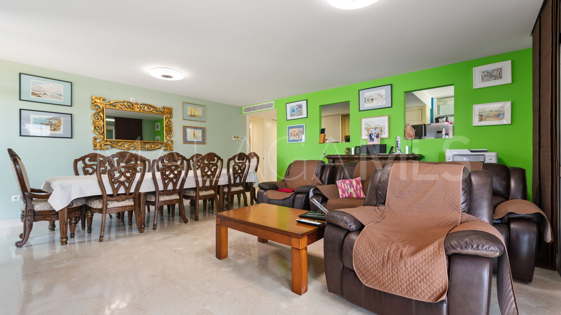 Buy ground floor apartment in La Paloma with 4 bedrooms