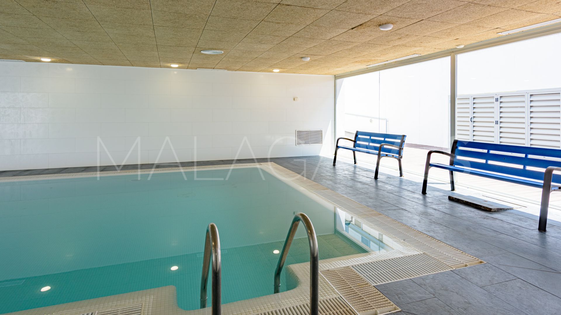 Buy ground floor apartment in La Paloma with 4 bedrooms