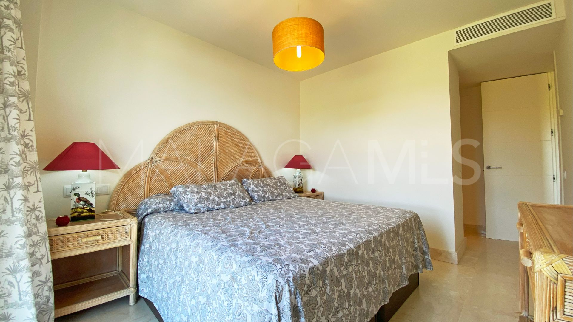 Buy penthouse with 2 bedrooms in La Paloma
