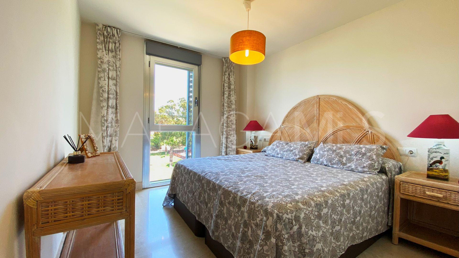 Buy penthouse with 2 bedrooms in La Paloma