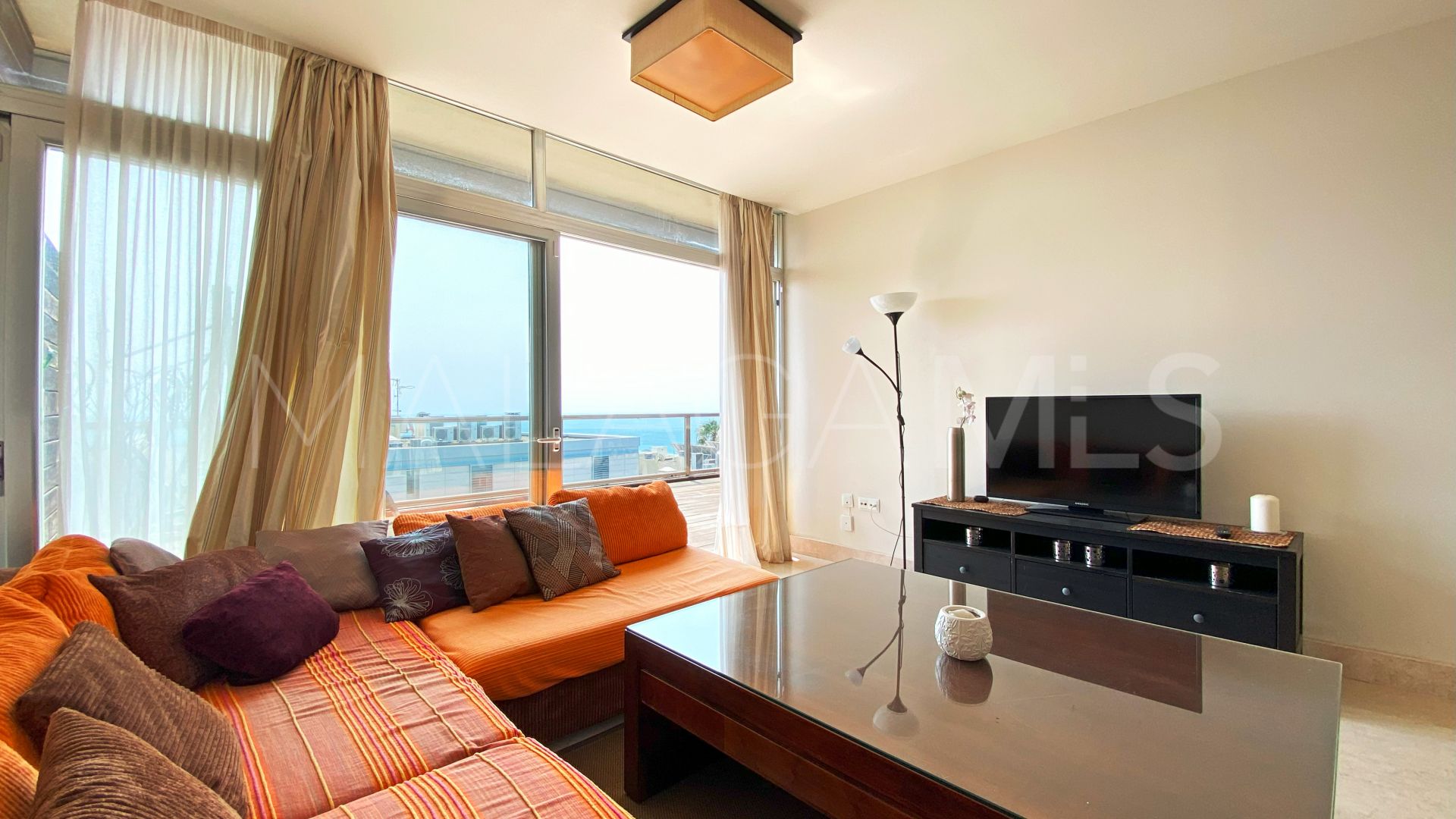 Buy penthouse with 2 bedrooms in La Paloma