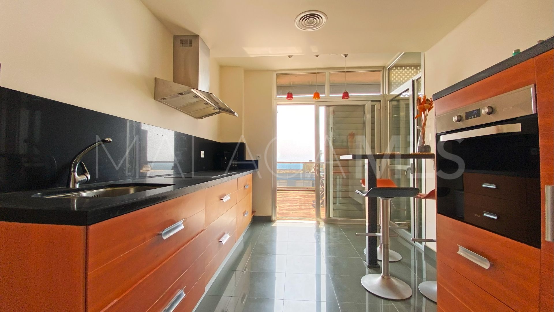 Buy penthouse with 2 bedrooms in La Paloma