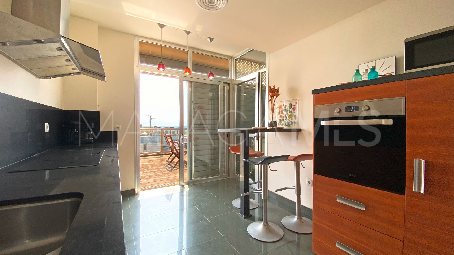 Buy penthouse with 2 bedrooms in La Paloma