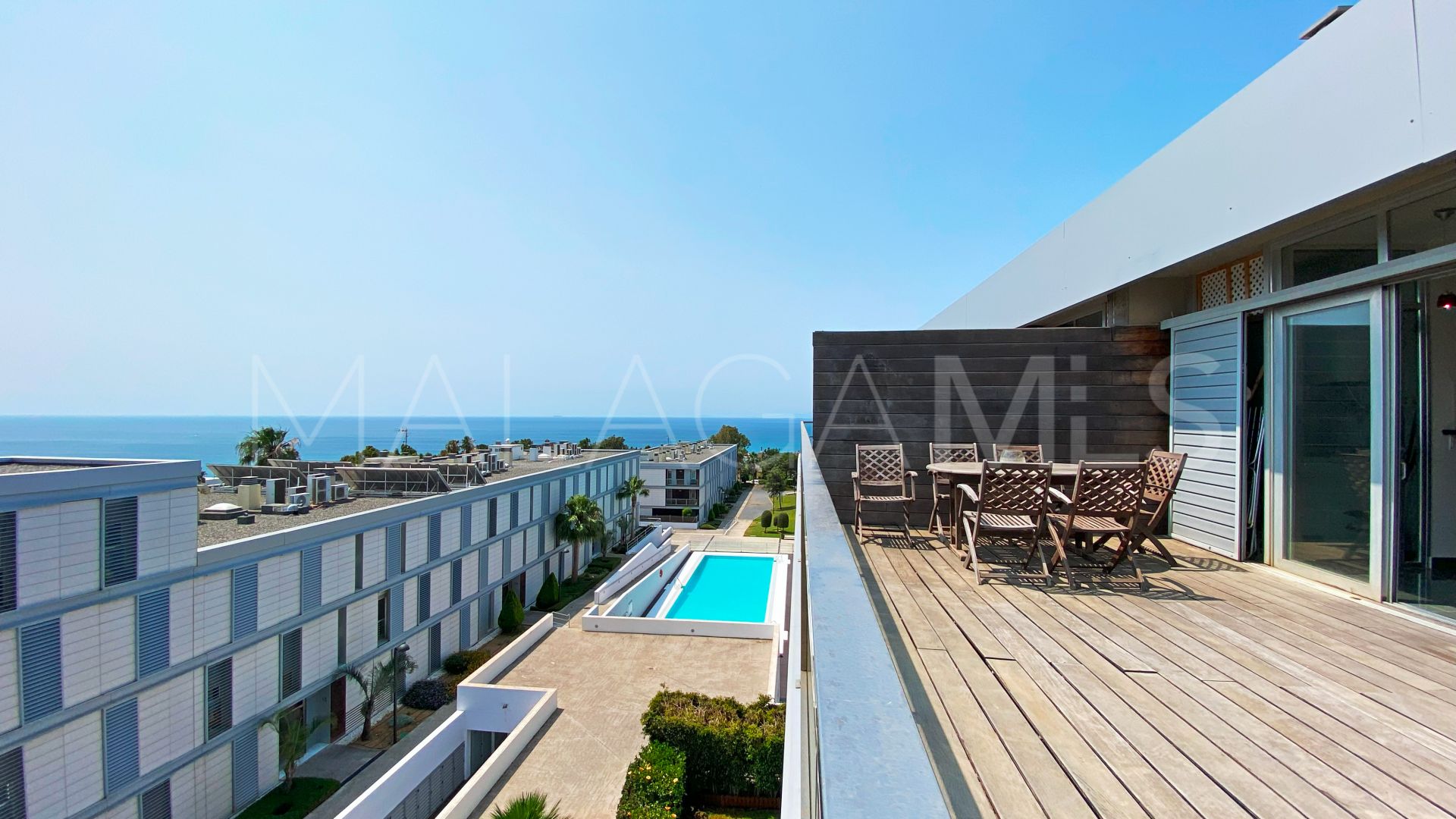 Buy penthouse with 2 bedrooms in La Paloma