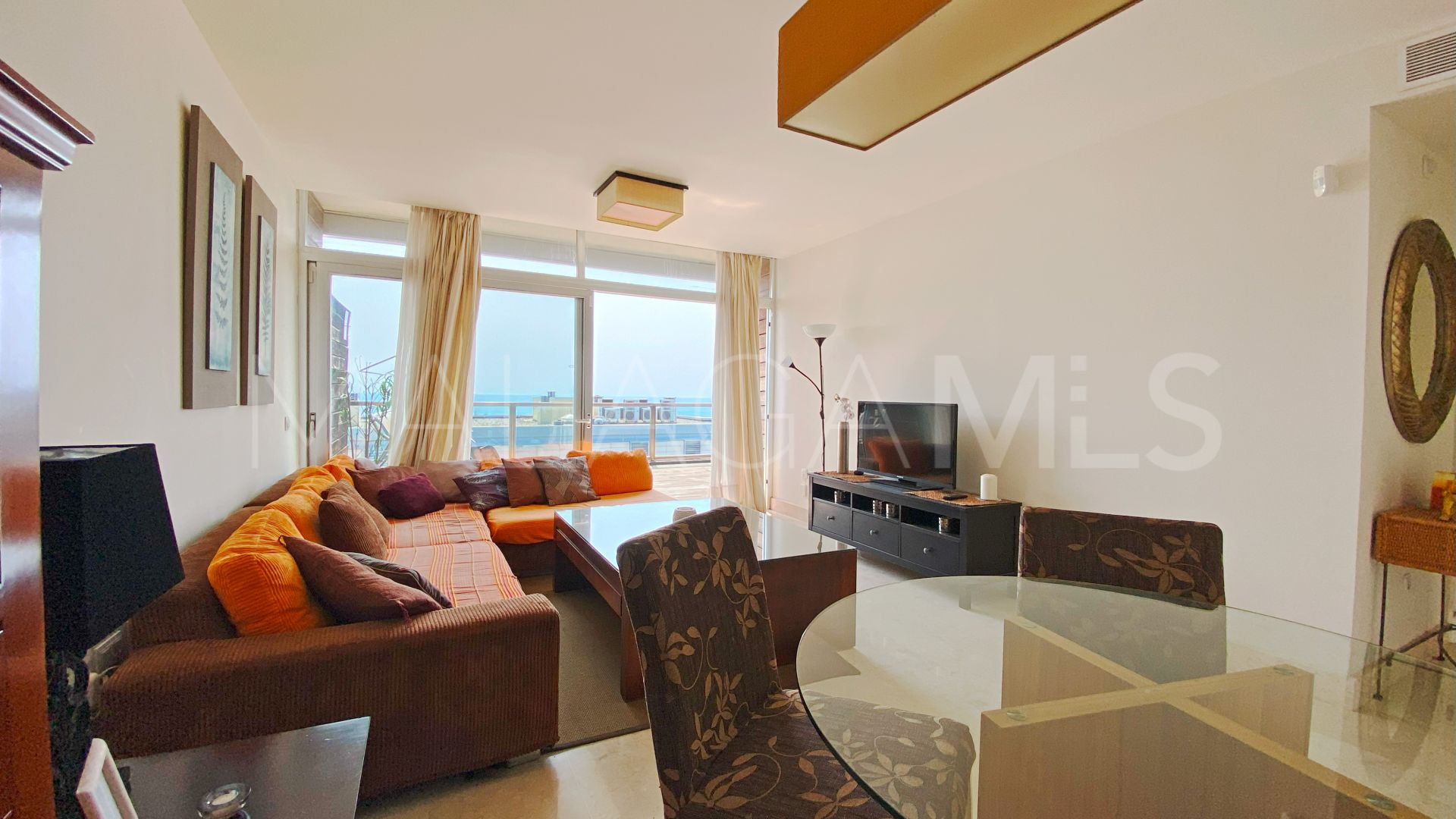 Buy penthouse with 2 bedrooms in La Paloma