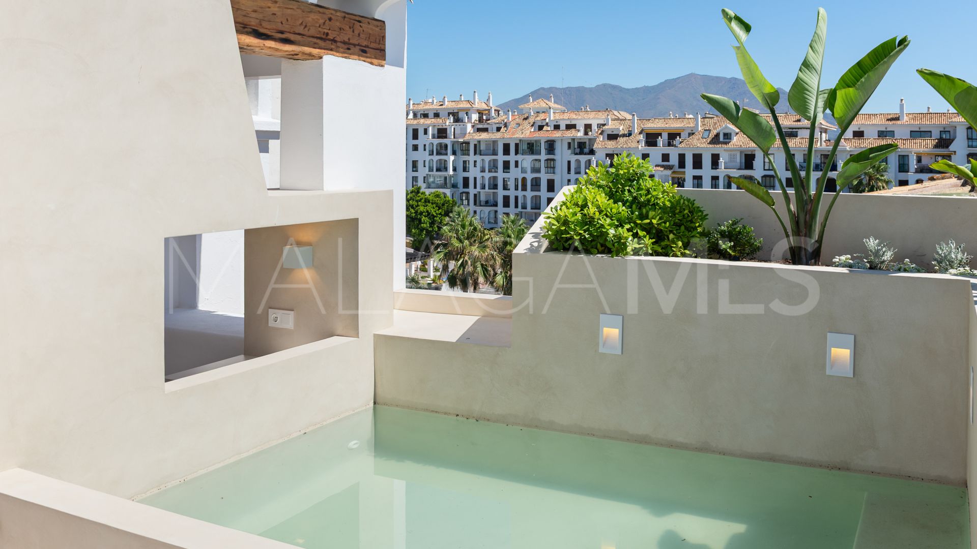 Atico duplex de 4 bedrooms for sale in Puerto La Duquesa