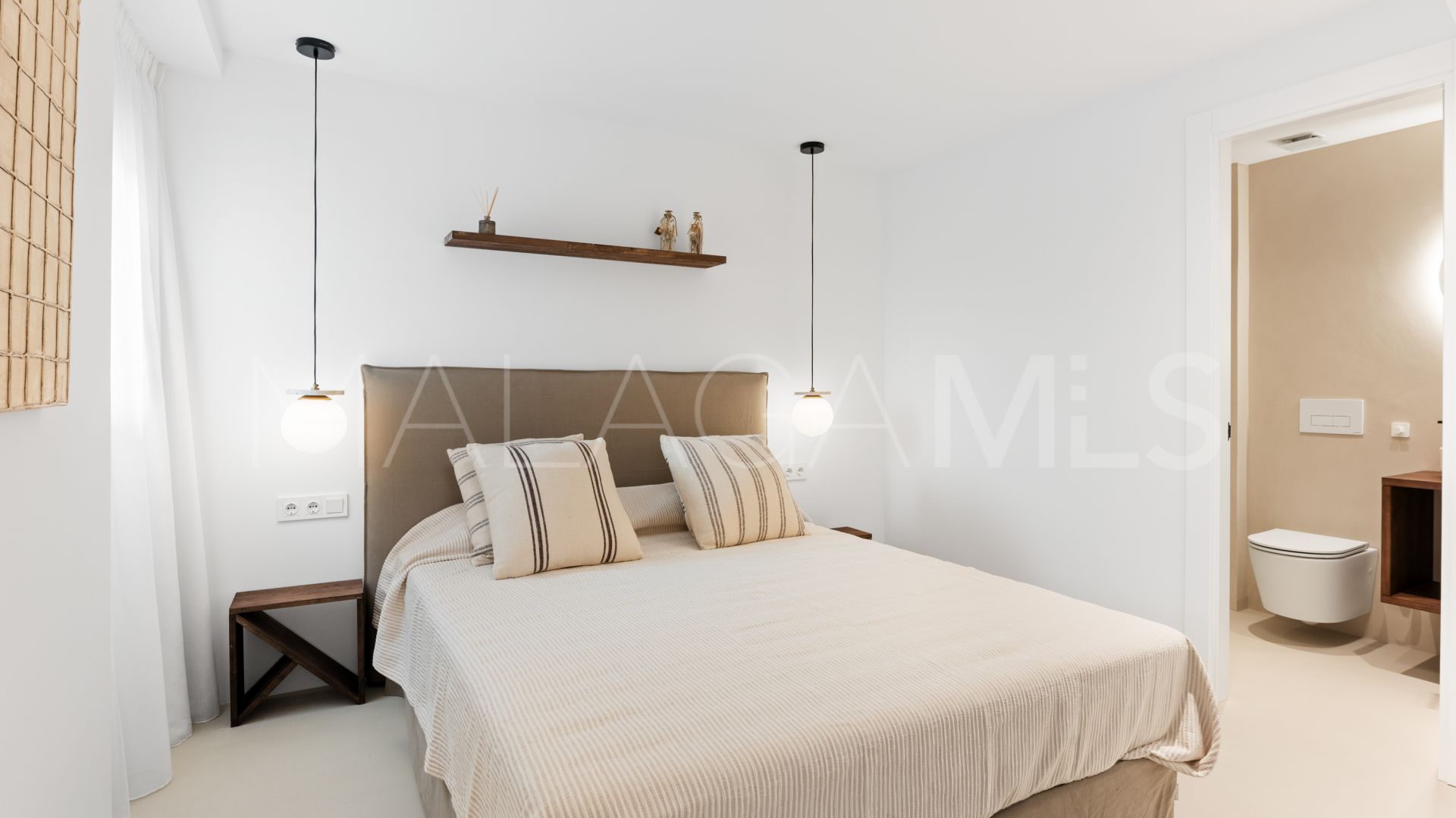 Atico duplex de 4 bedrooms for sale in Puerto La Duquesa
