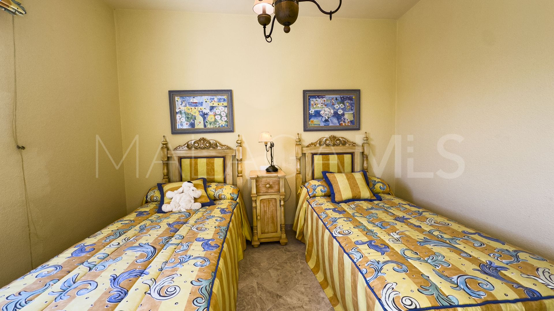 Radhus for sale in Manilva Beach