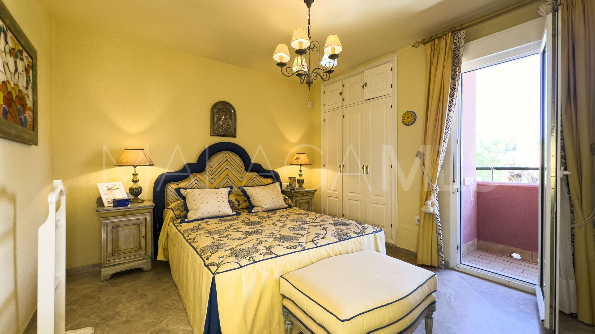 Radhus for sale in Manilva Beach