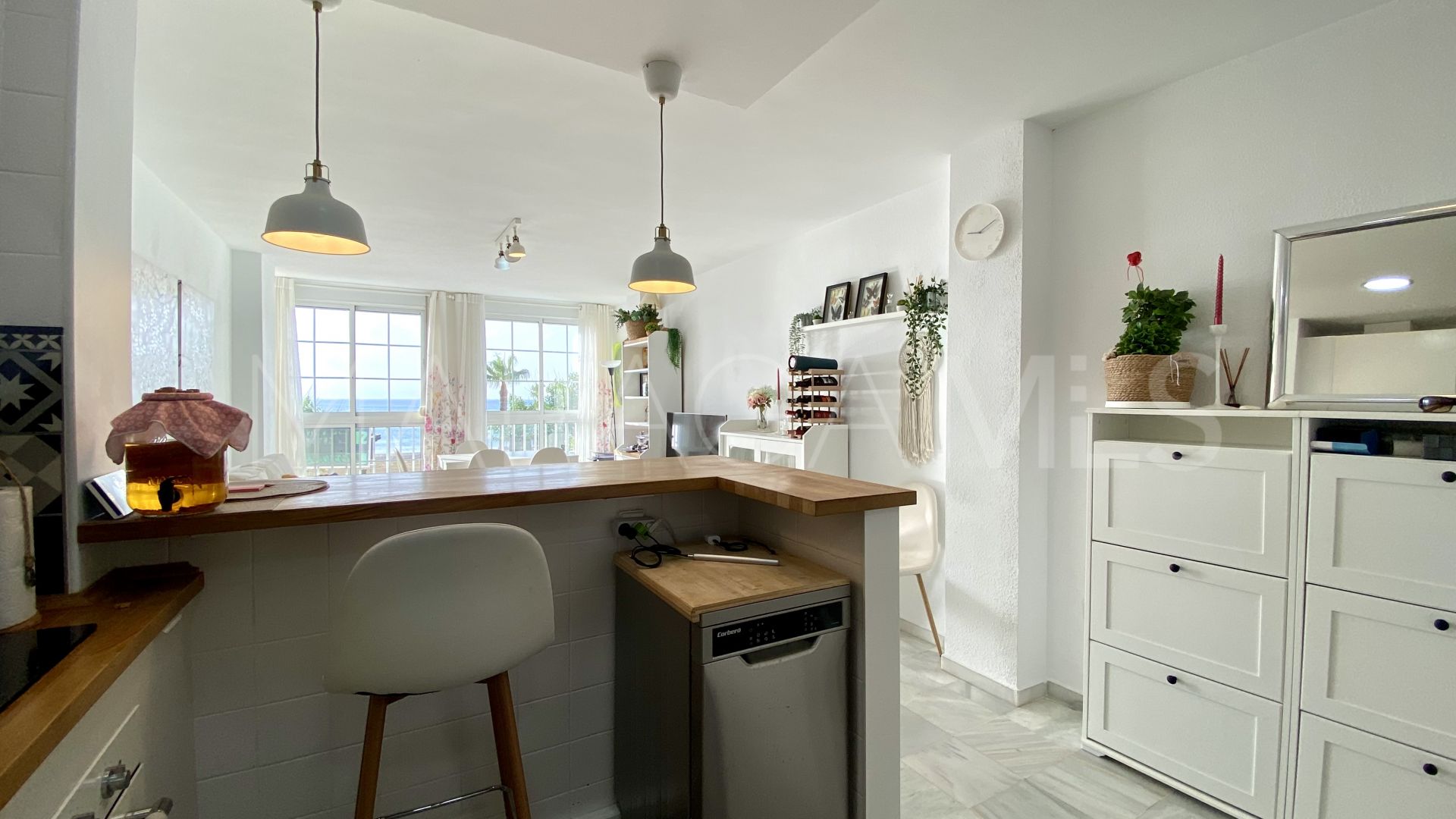 Buy apartment with 2 bedrooms in Sabinillas