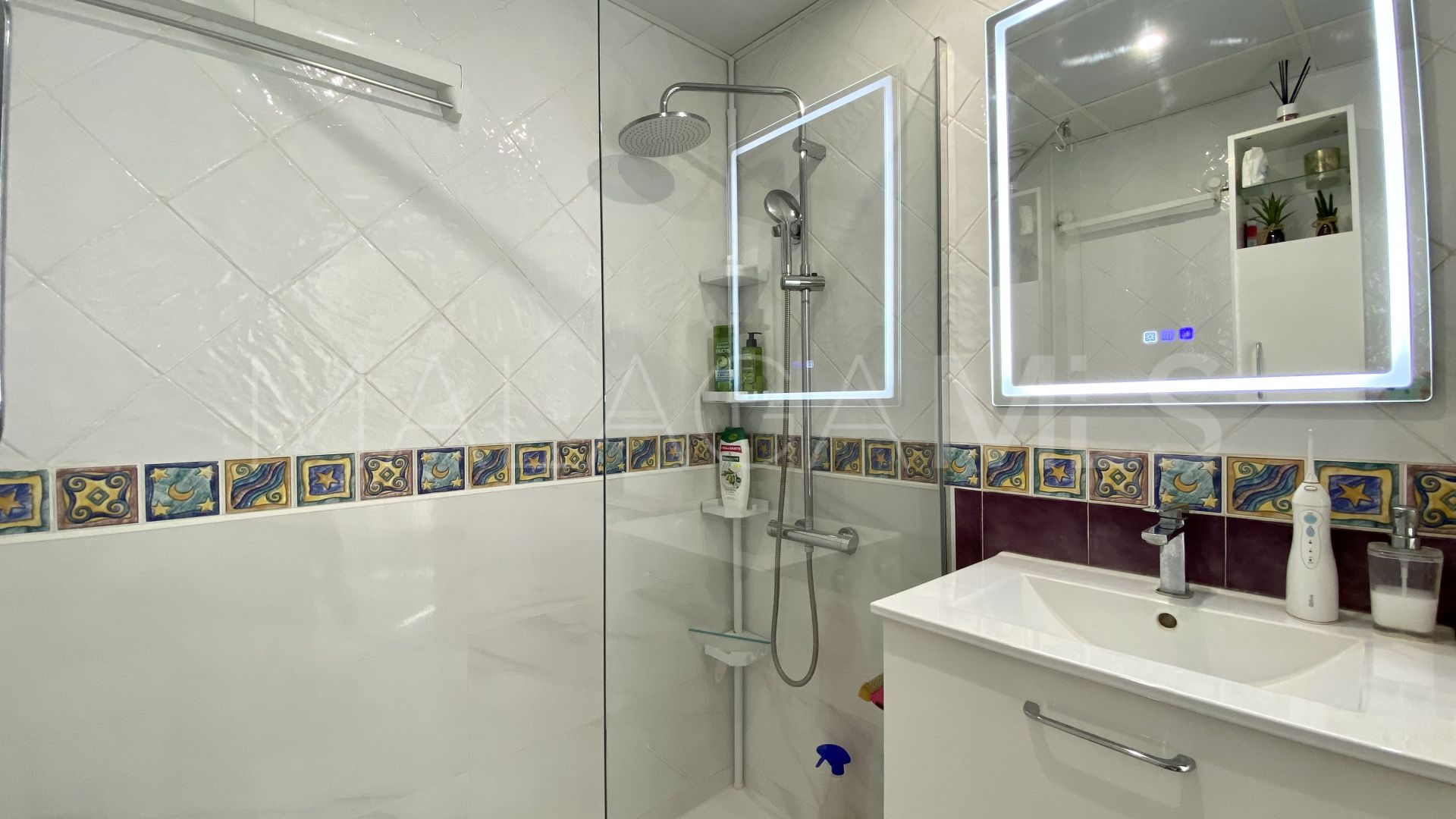 Buy apartment with 2 bedrooms in Sabinillas