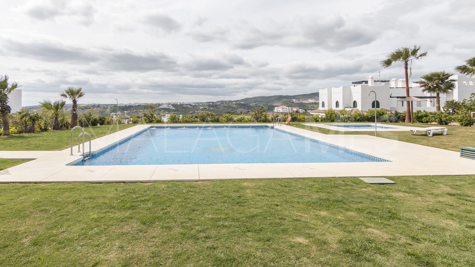 3 bedrooms Mirabella penthouse for sale