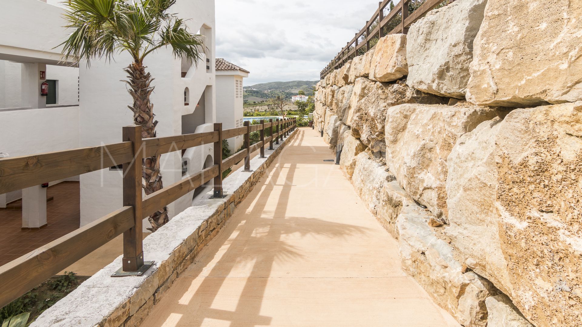 3 bedrooms Mirabella penthouse for sale