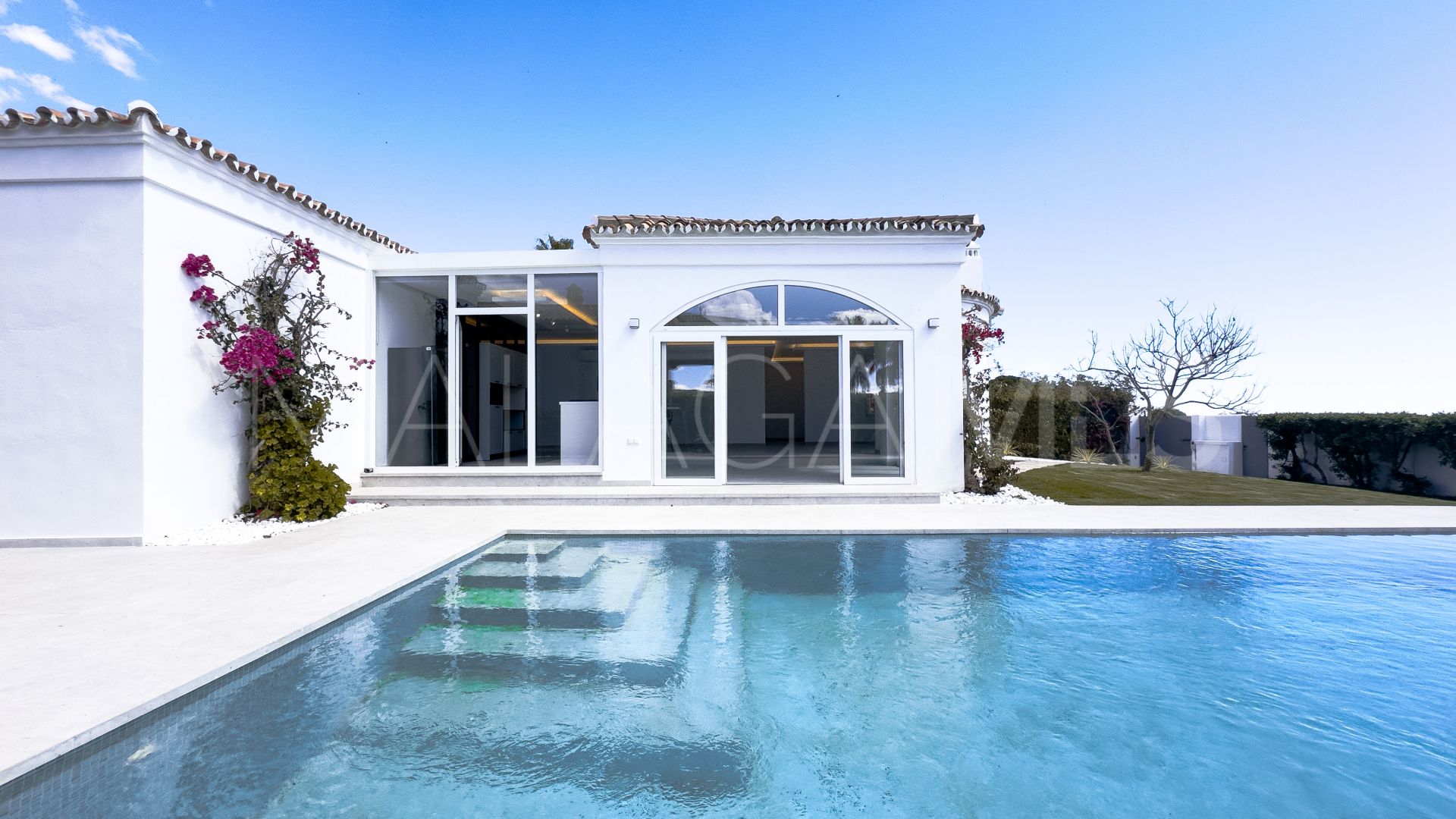 Villa for sale in Hacienda Guadalupe