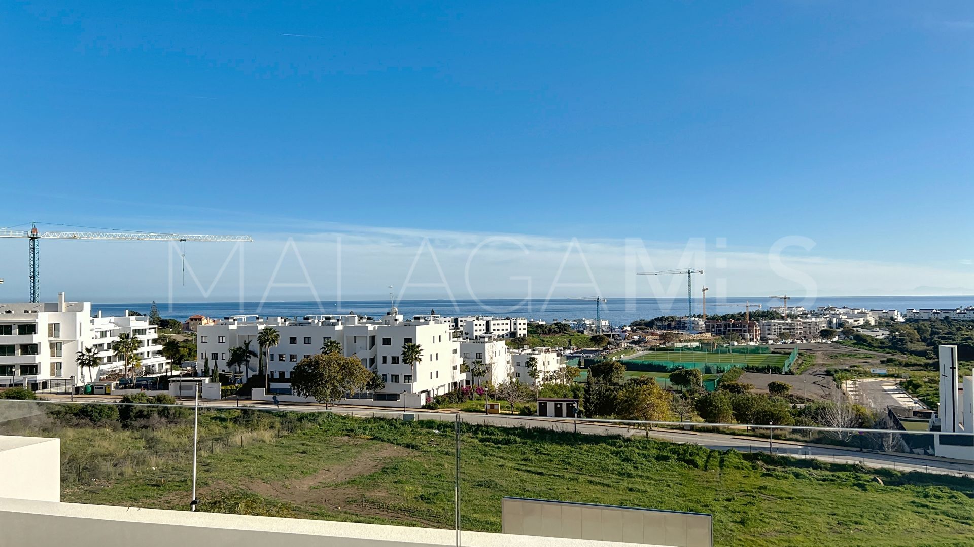 Penthaus for sale in Azahar de Estepona