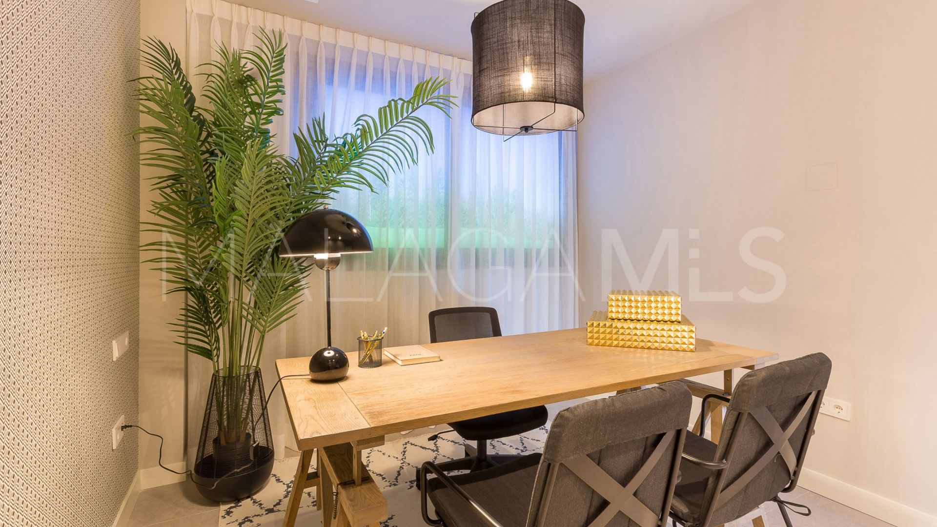 Penthaus for sale in Azahar de Estepona