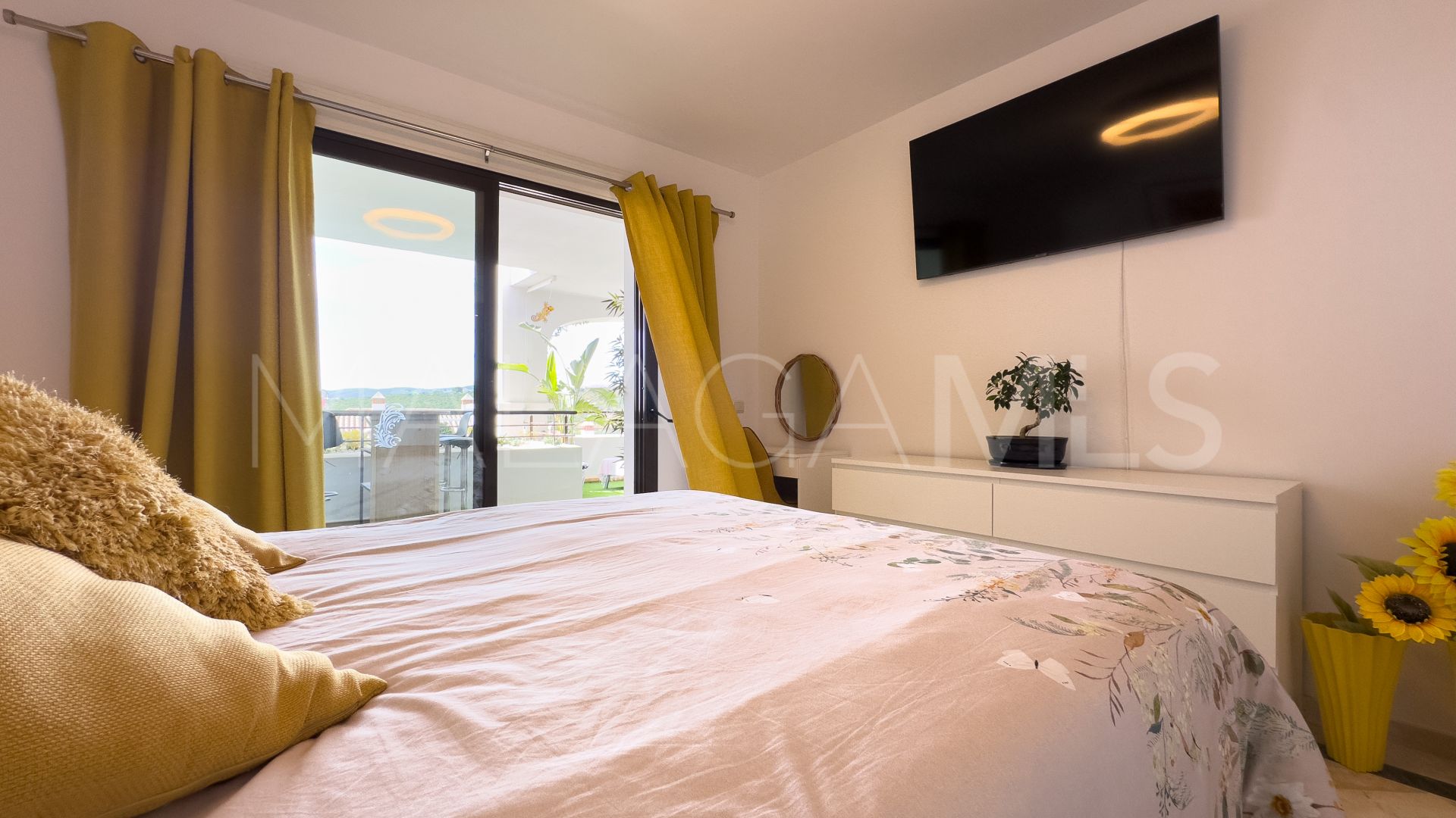 Apartment for sale in Casares Golf