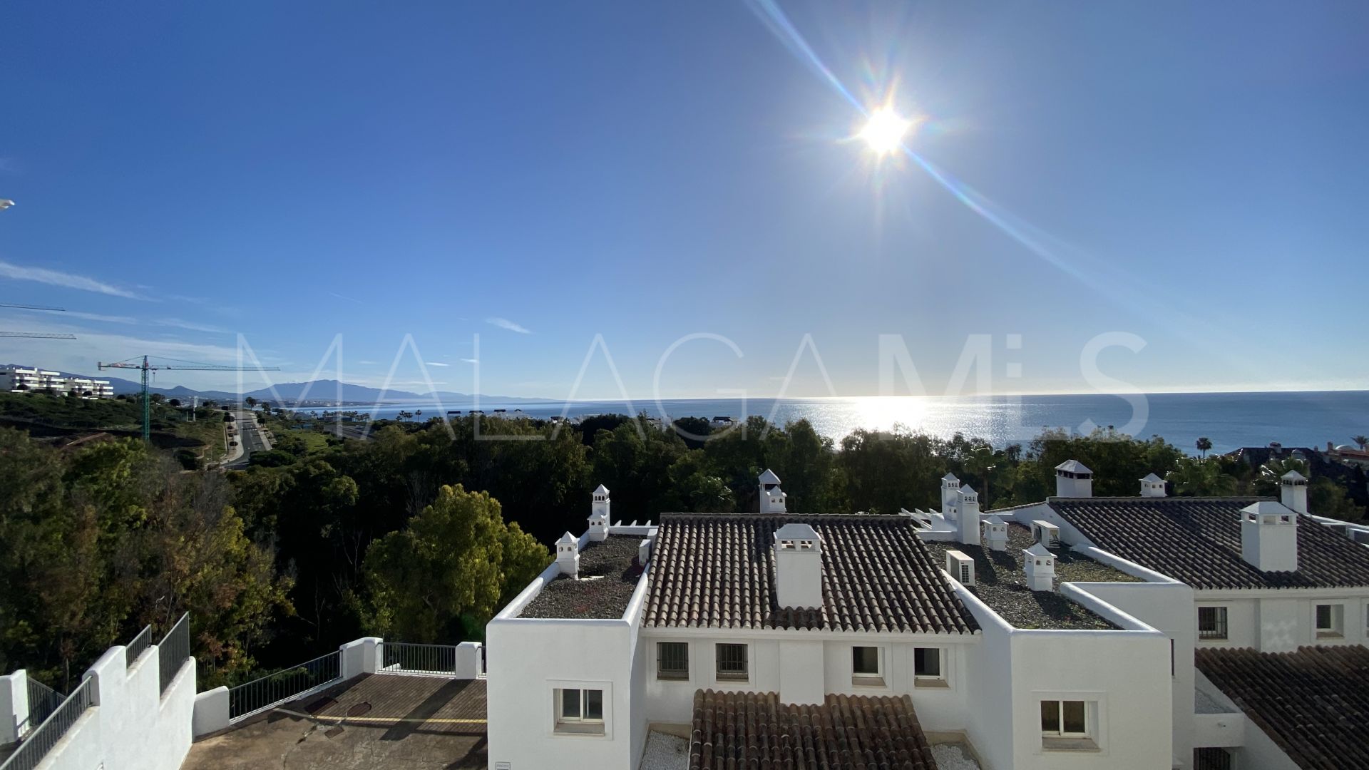 Duplex penthouse for sale in Bahia de Casares