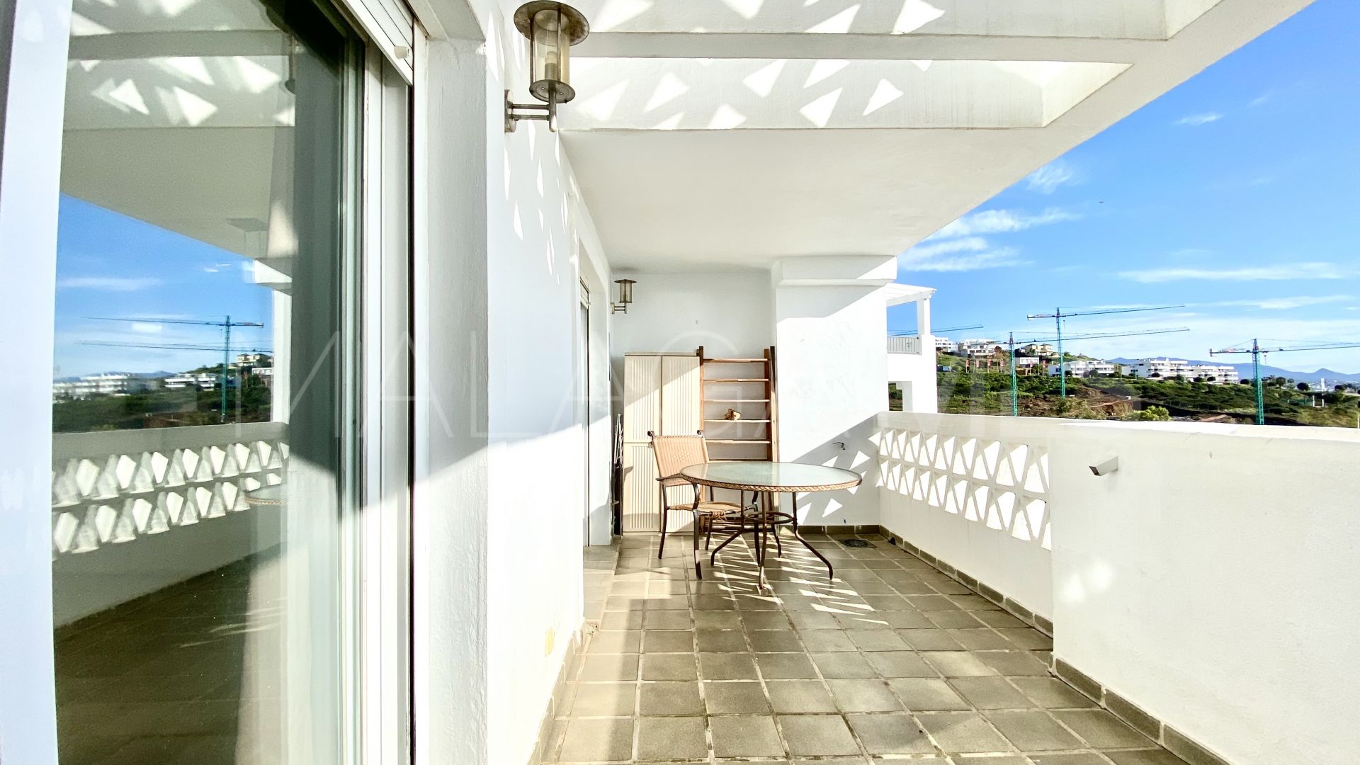 Duplex penthouse for sale in Bahia de Casares