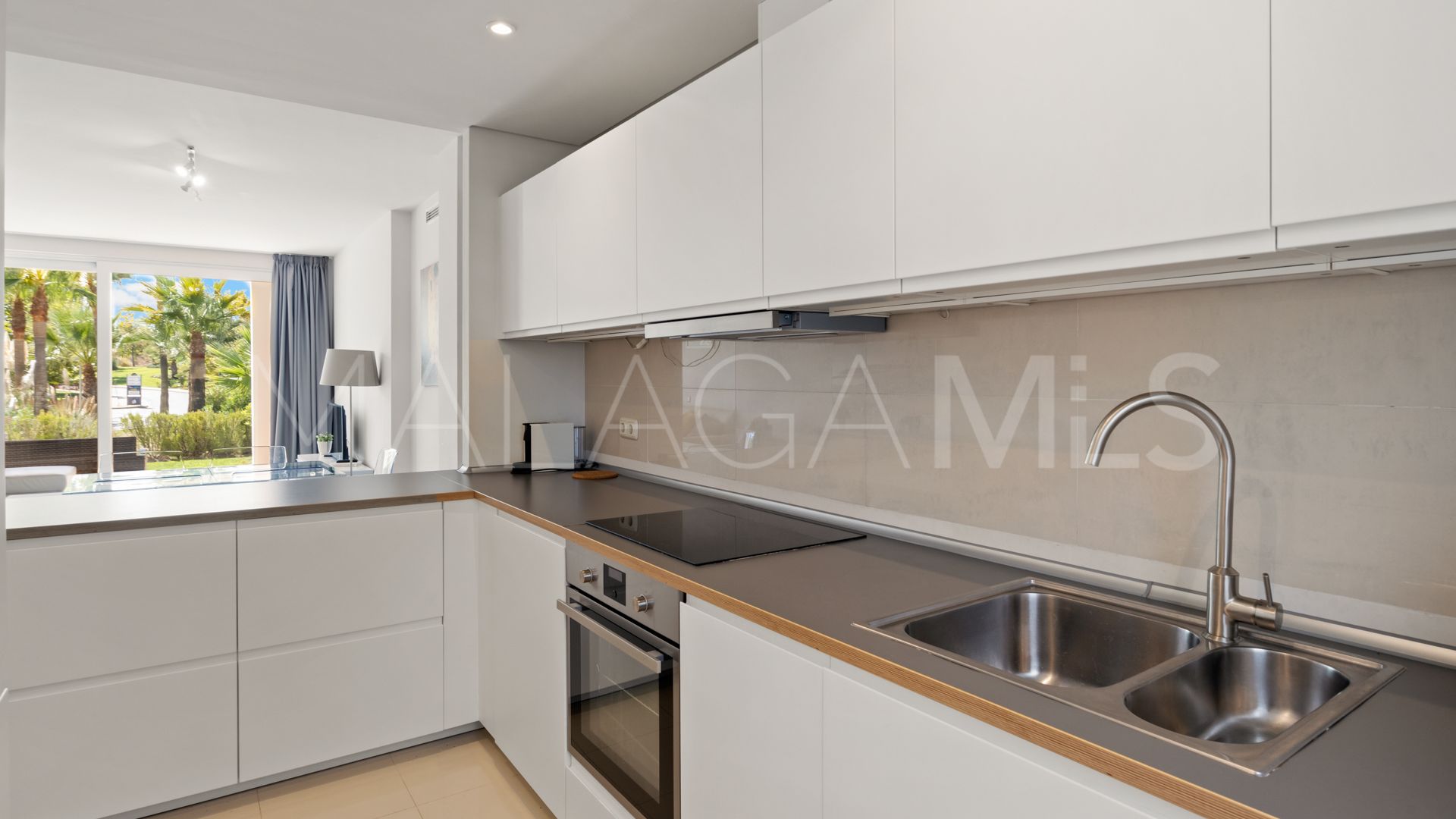 Appartement rez de chaussée for sale in Alcazaba Lagoon