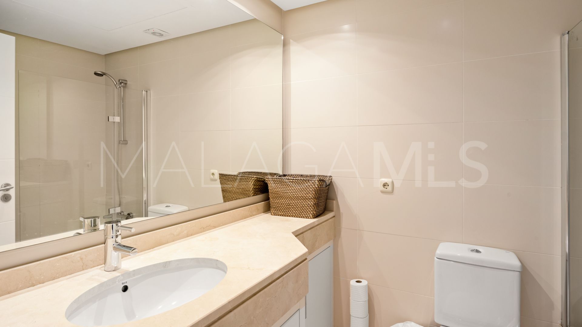 Appartement rez de chaussée for sale in Alcazaba Lagoon