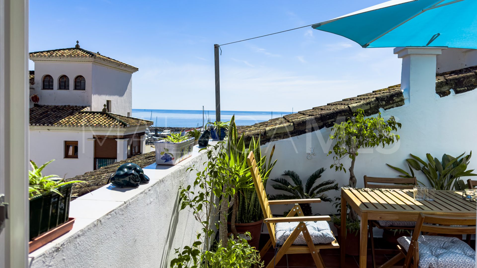 For sale 2 bedrooms duplex penthouse in Marina Duquesa