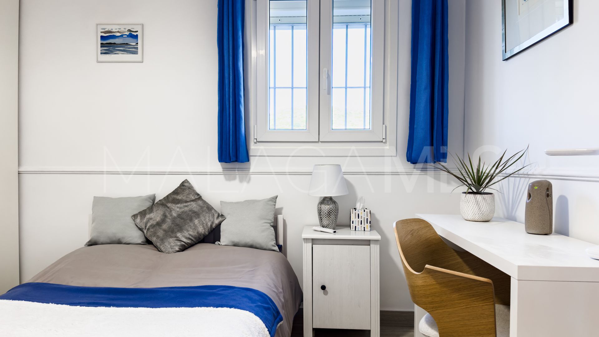 For sale 2 bedrooms duplex penthouse in Marina Duquesa