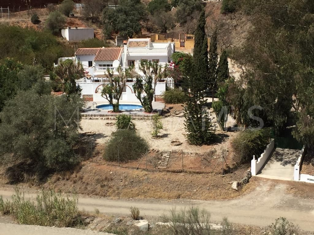 Landhaus for sale in Malaga - Campanillas