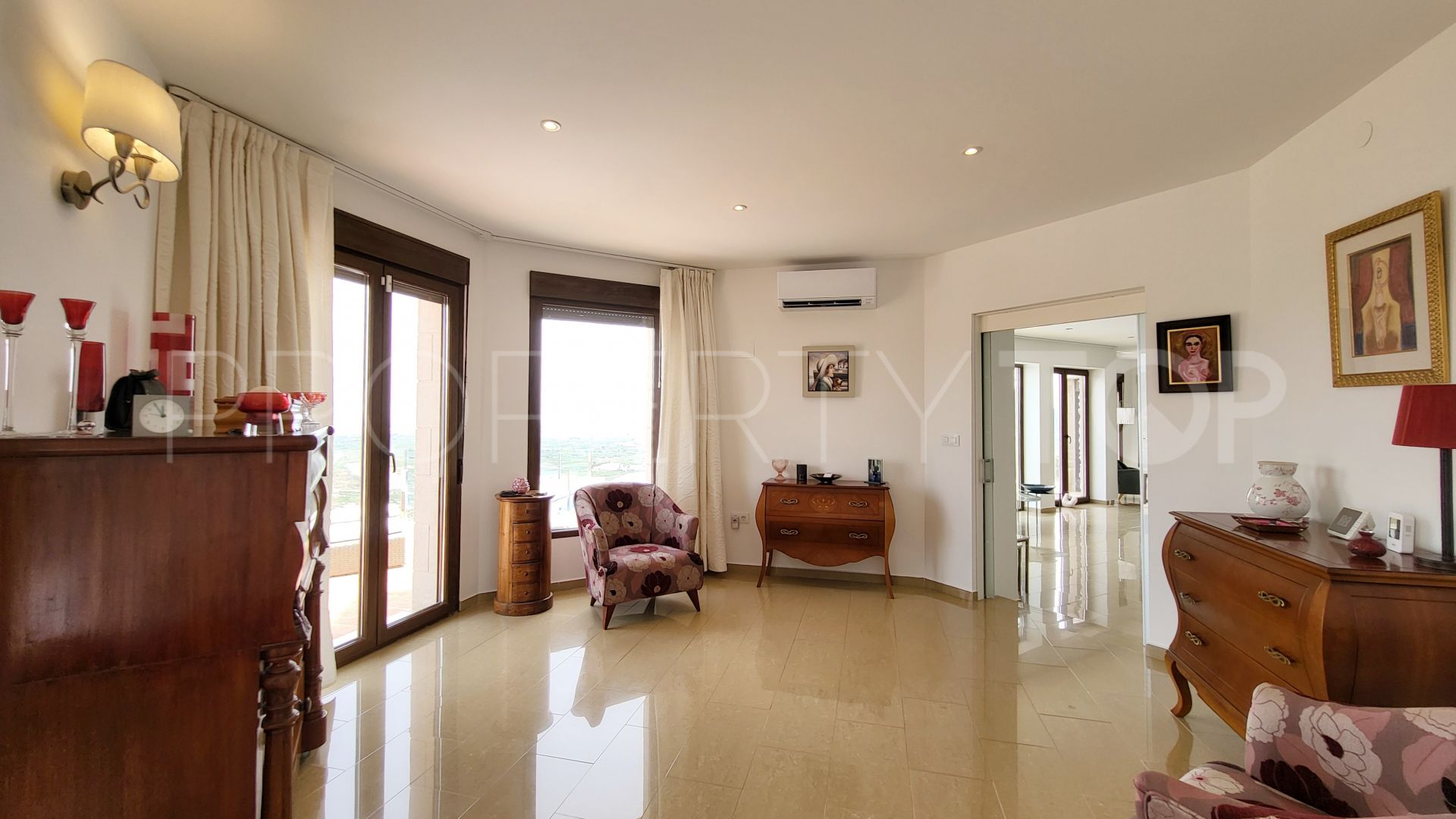 For sale Ador villa with 5 bedrooms