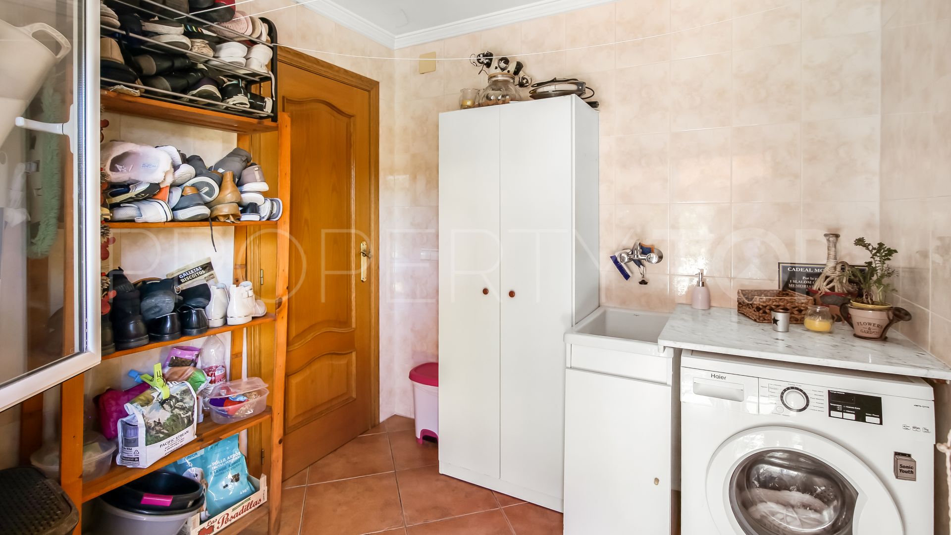 Business for sale in Jávea with 3 bedrooms